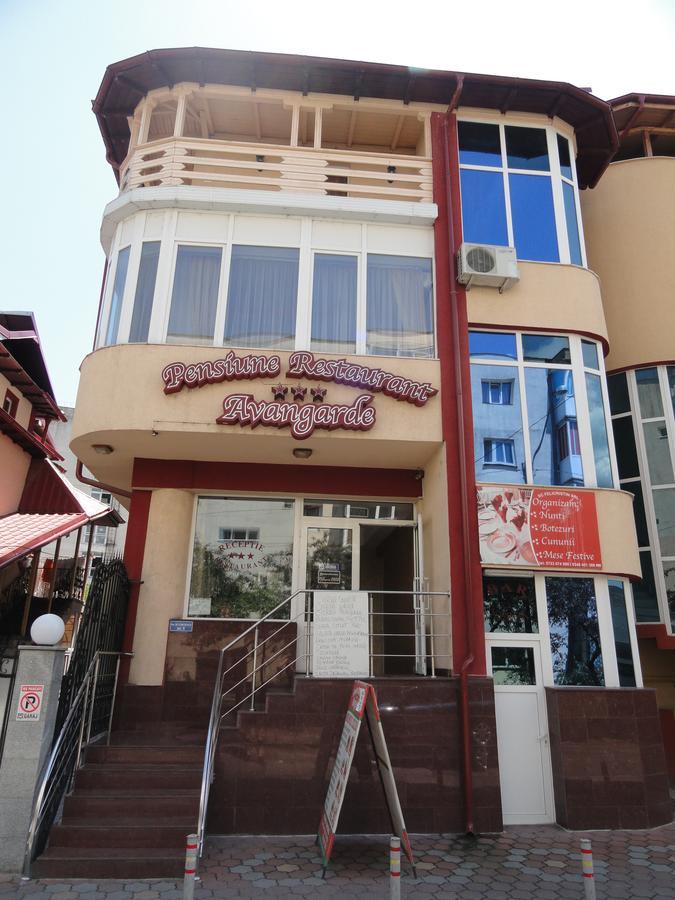 Pensiune Restaurant Avangarde Piteşti Dış mekan fotoğraf