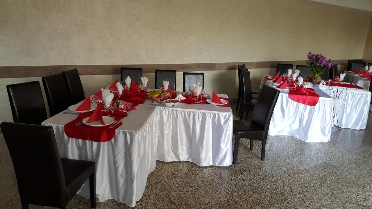Pensiune Restaurant Avangarde Piteşti Dış mekan fotoğraf